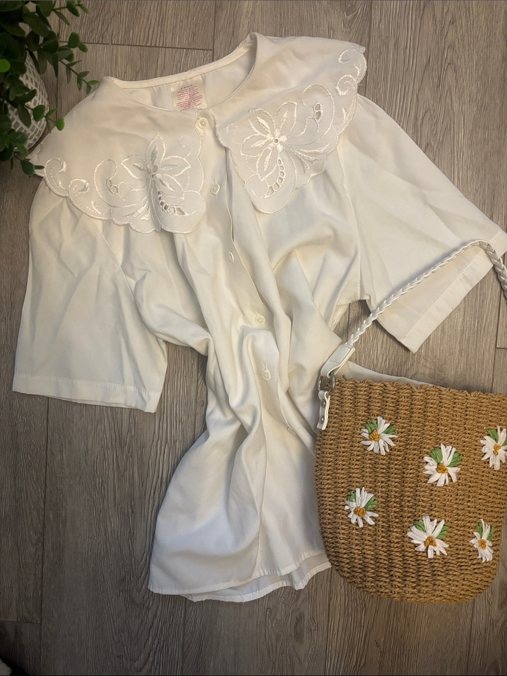 Vintage Avon 90s Cottagecore Prairie Embroidered Peter Pan Collar Blouse Cream
